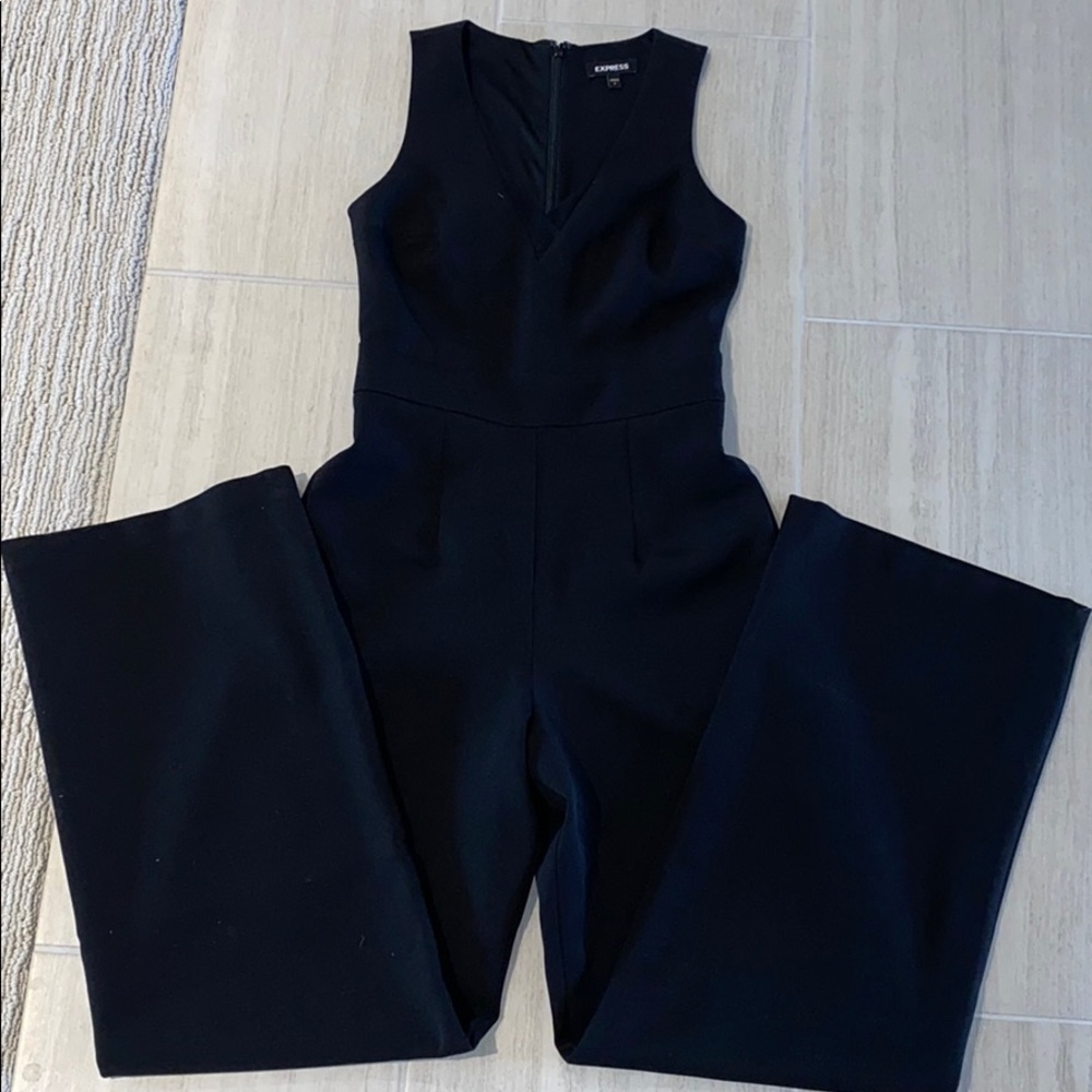 Express Mesh Inset Wide Leg Jumpsuit - Picture 5 of 7